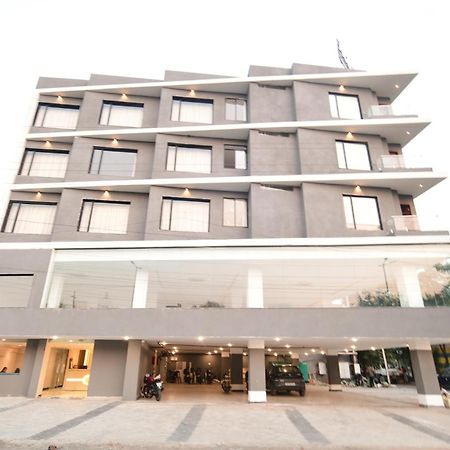 Aceotel Premier, Vijay Nagar Индаур Экстерьер фото
