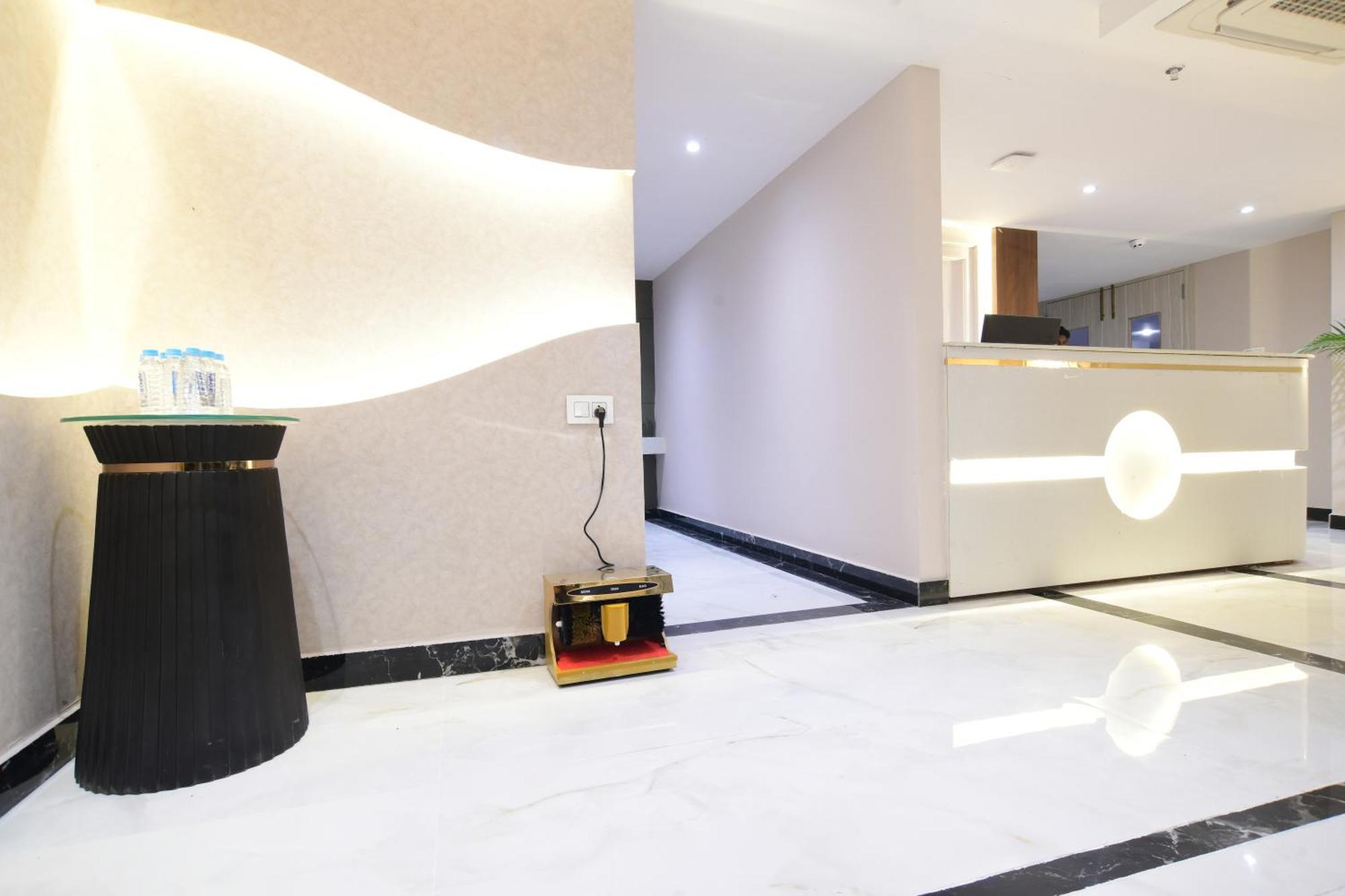 Aceotel Premier, Vijay Nagar Индаур Экстерьер фото